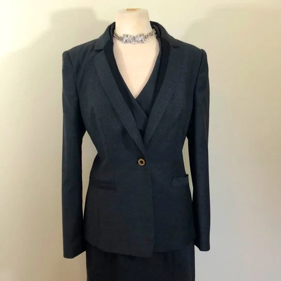 $895 Ted Baker Office Chic Dress and Jacket Suit - Picture 2 of 7